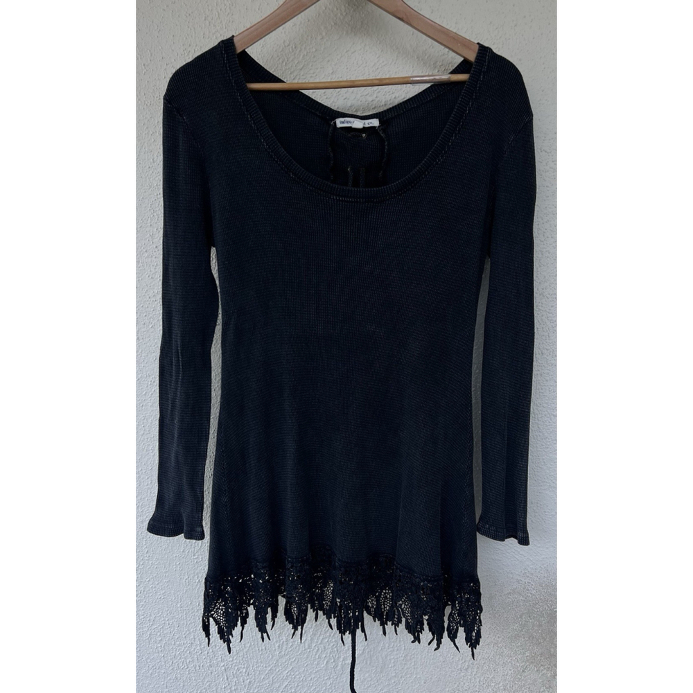 Indigo Thread Co Black Waffle Knit Lace Up Long Sleeve Witchy Goth Grunge Rock
